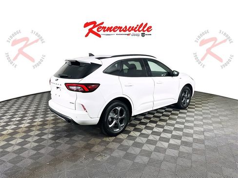 Used 2023 Ford Escape ST-Line w/ Tech Pack #1 image 7