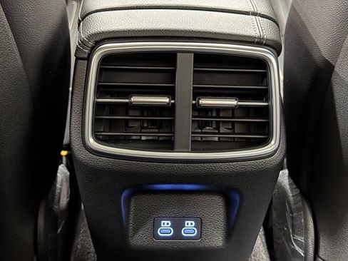 Used 2026 Genesis G70 2.5T Prestige image 26