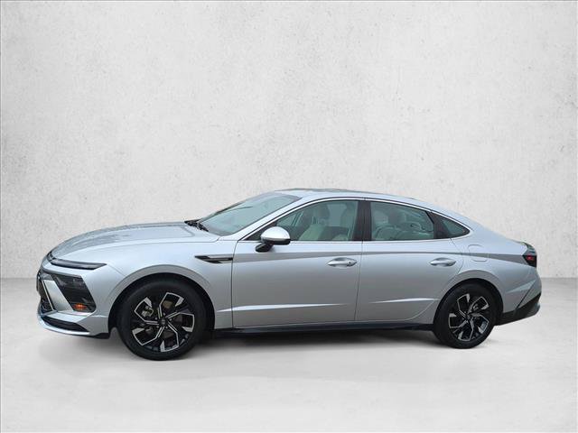 Used 2025 Hyundai Sonata SEL FWD image 9