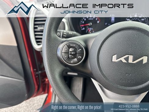 Used 2022 Kia Soul LX w/ Technology Package FWD image 27