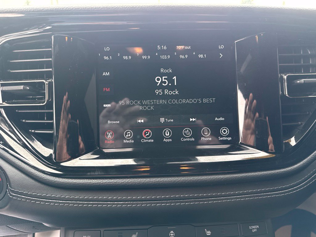 Used 2022 Dodge Durango GT AWD/4WD image 14