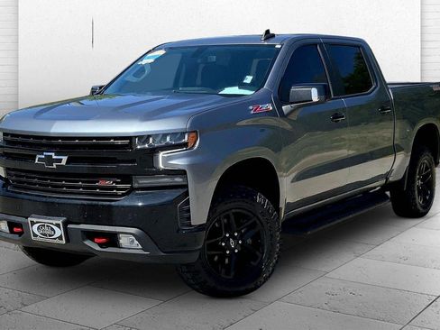 Used 2022 Chevrolet Silverado 1500 LT Trail Boss w/ LT Trail Boss Premium Package image 13