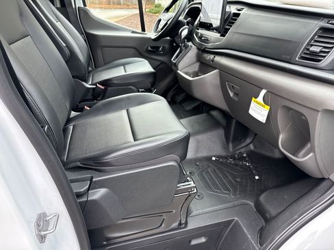 New 2026 Ford Transit 250 148 Medium Roof w/ Load Area Protection Package image 13