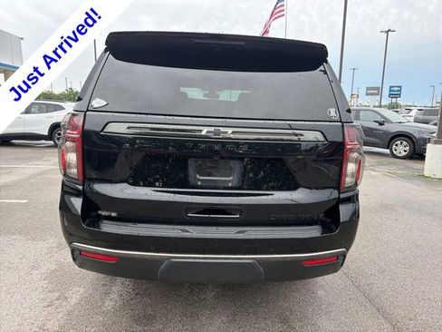 Used 2022 Chevrolet Tahoe Z71 w/ Luxury Package AWD/4WD image 5