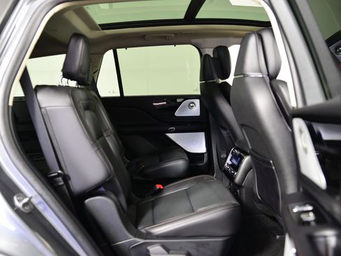 Used 2023 Lincoln Aviator Reserve w/ Equipment Group 201A image 24