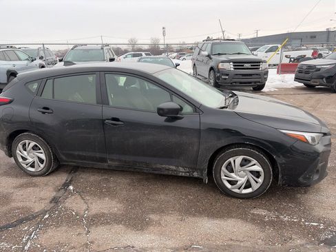 Used 2024 Subaru Impreza 2.0i image 5