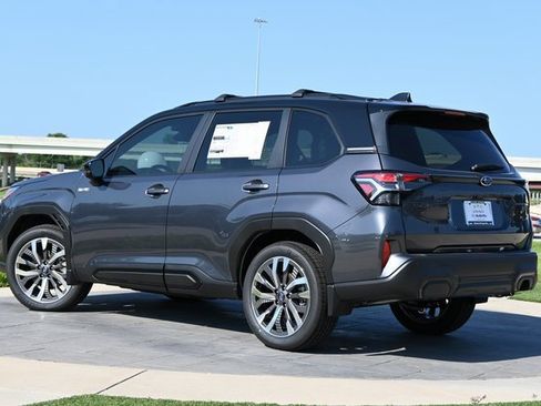 New 2025 Subaru Forester Touring image 5