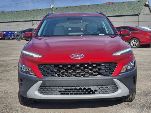 Used 2023 Hyundai Kona SEL w/ Convenience Package image 2