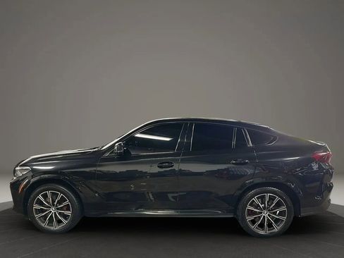 Used 2022 BMW X6 M50i w/ Parking Assistance Package image 2