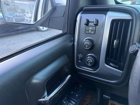 Used 2017 GMC Sierra 1500 SLE w/ SLE Value Package image 29