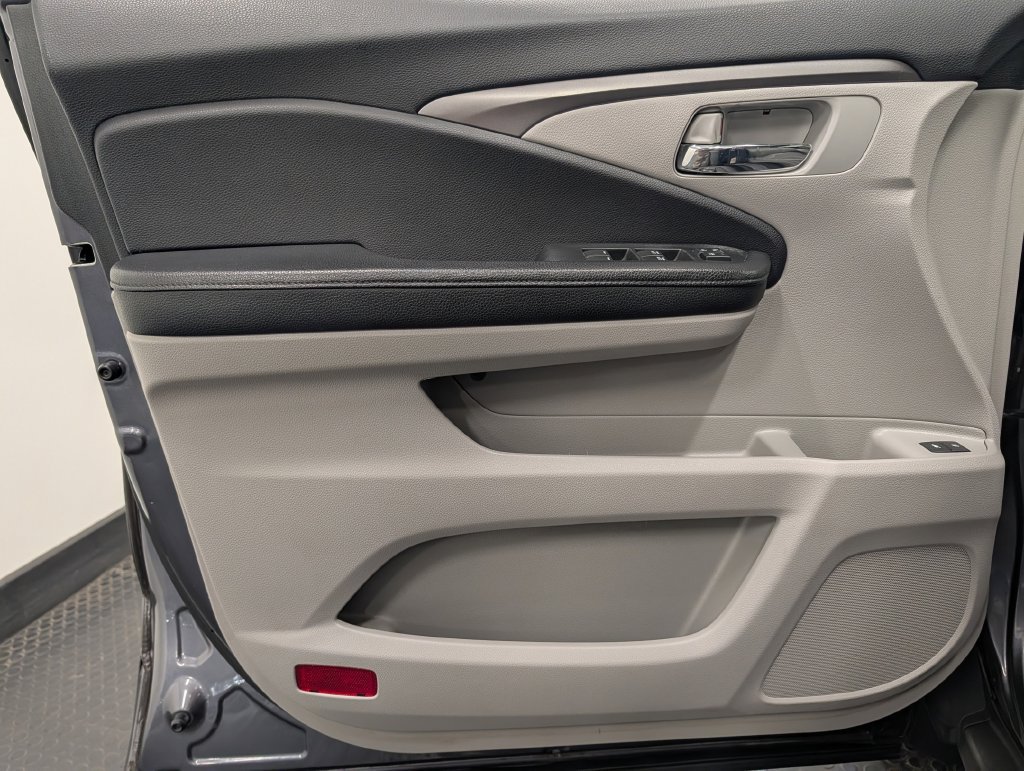 Used 2018 Honda Pilot EX-L image 8