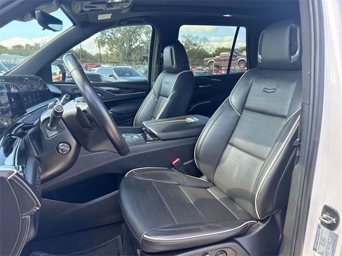 Used 2023 Cadillac Escalade Sport image 17