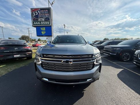 Used 2023 Chevrolet Suburban Premier AWD/4WD image 9