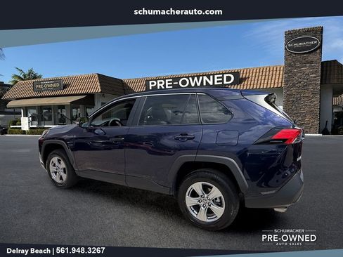 Used 2025 Toyota RAV4 XLE FWD image 5