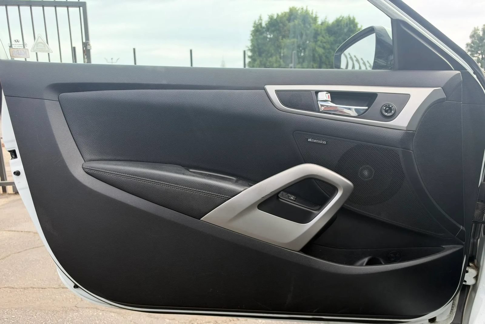 Used 2013 Hyundai Veloster w/ Style Pkg FWD image 19