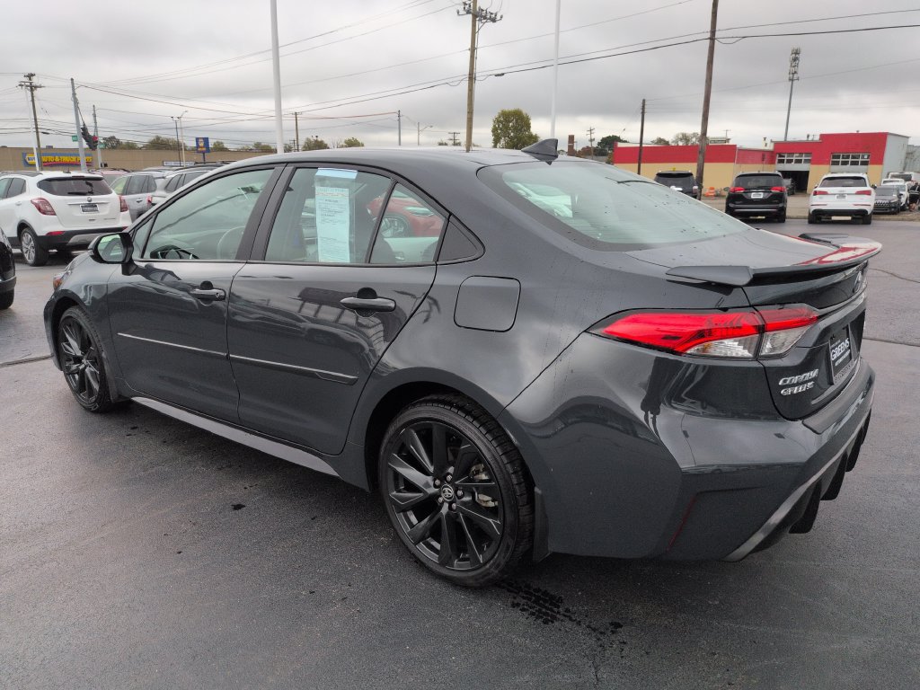 Certified 2023 Toyota Corolla SE FWD image 3