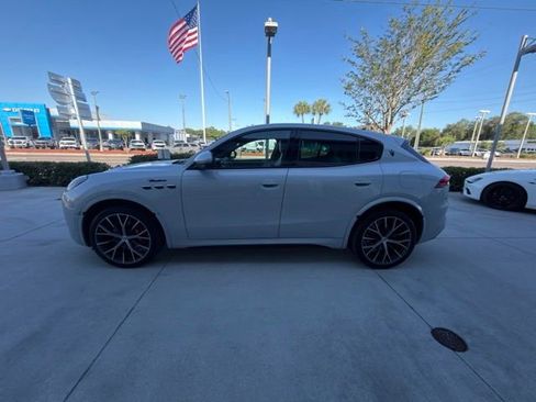 Used 2023 Maserati Grecale Modena AWD/4WD image 16