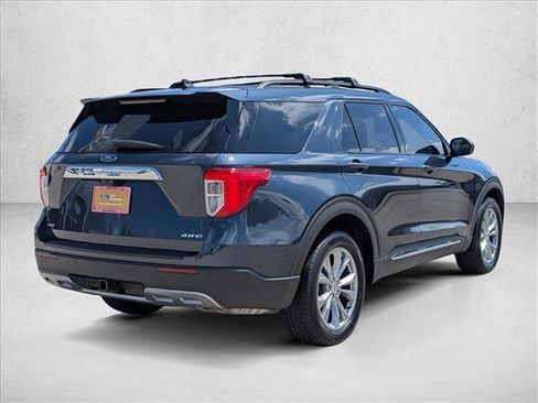 Certified 2023 Ford Explorer XLT w/ Equipment Group 202A AWD/4WD image 10