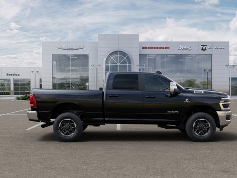 New 2025 RAM 2500 Laramie w/ Towing Technology Group AWD/4WD image 30