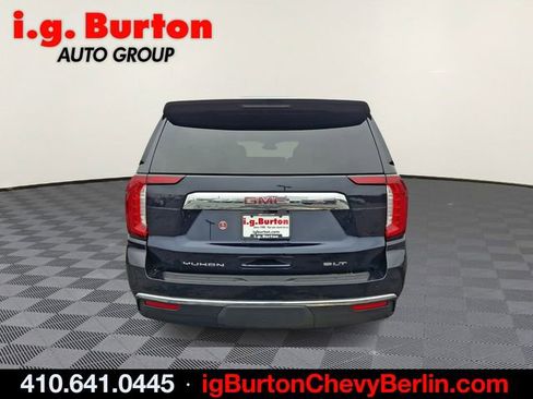 Used 2024 GMC Yukon XL SLT w/ SLT Luxury Package image 5