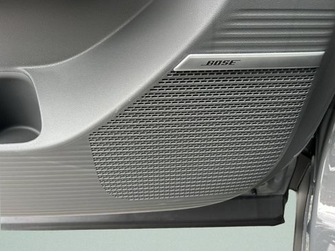 New 2027 Hyundai Santa Fe Limited FWD image 24
