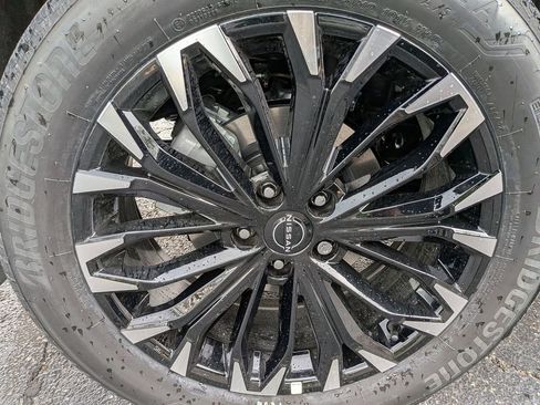 New 2026 Nissan Rogue SV AWD/4WD image 28