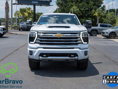 Used 2026 Chevrolet Silverado 2500 High Country w/ Technology Package AWD/4WD image 8