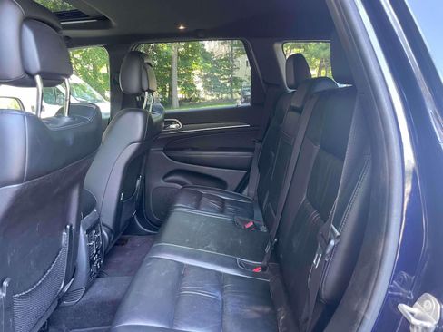Used 2016 Jeep Grand Cherokee Limited AWD/4WD image 10