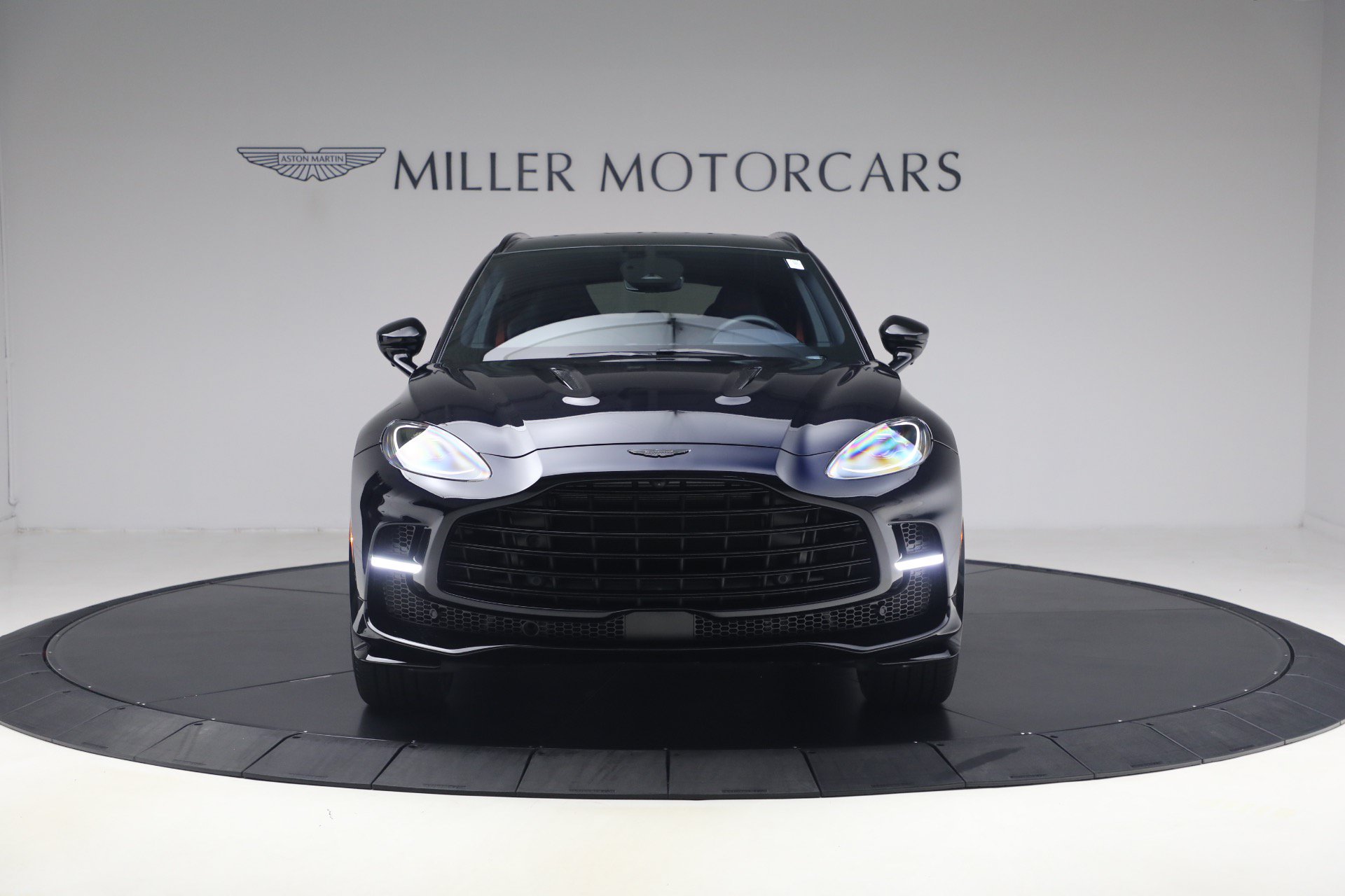 Used 2025 Aston Martin DBX 707 AWD/4WD image 14