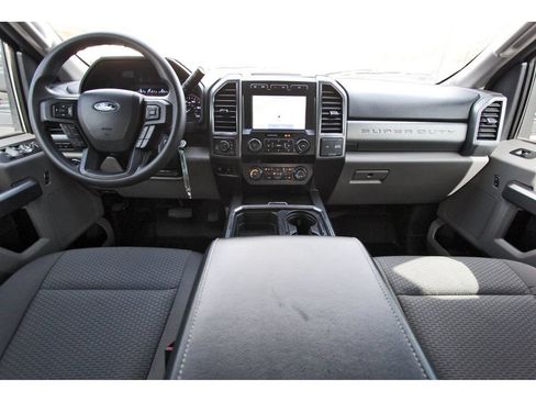 Certified 2022 Ford F250 XLT w/ XLT Premium Package AWD/4WD image 10