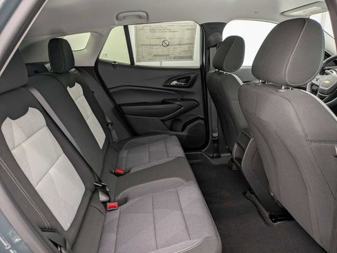 New 2026 Chevrolet Trax LS w/ LS Convenience Package FWD image 20
