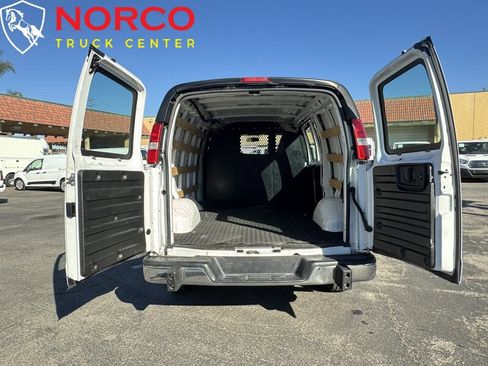 Used 2023 Chevrolet Express 2500 w/ Driver Convenience Package image 11