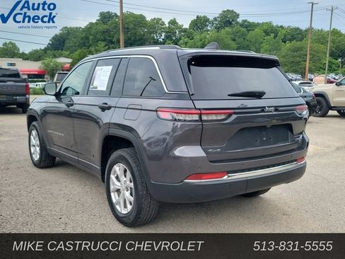 Used 2023 Jeep Grand Cherokee Limited AWD/4WD image 3