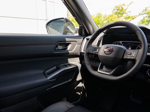 New 2026 Nissan Pathfinder Rock Creek AWD/4WD image 11