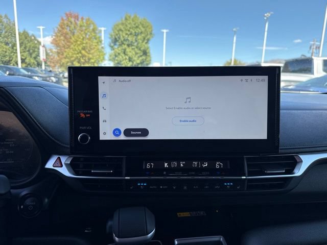 Used 2025 Toyota Sienna Limited FWD image 14