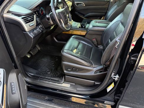 Used 2017 GMC Yukon XL Denali w/ Open Road Package image 25
