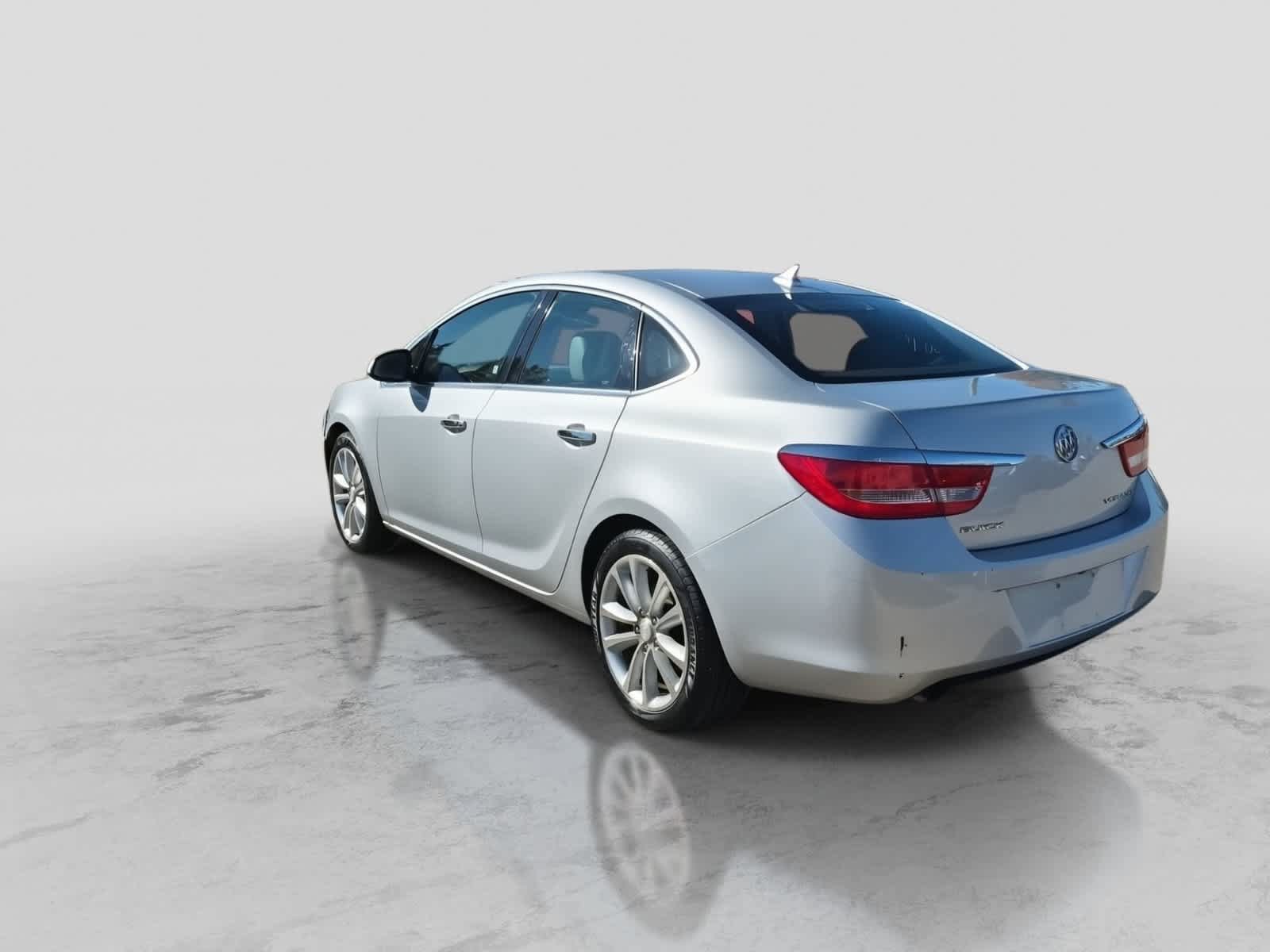 Used 2013 Buick Verano FWD image 6
