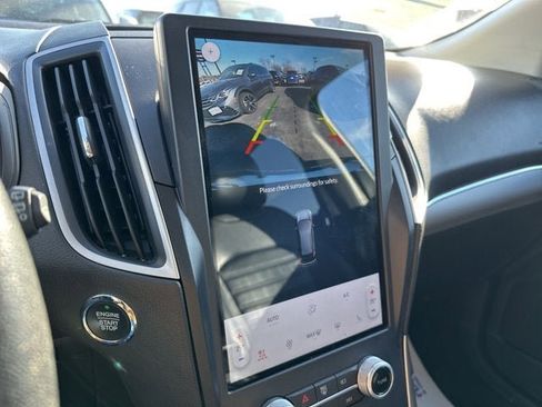 Certified 2022 Ford Edge SEL w/ Convenience Package image 23