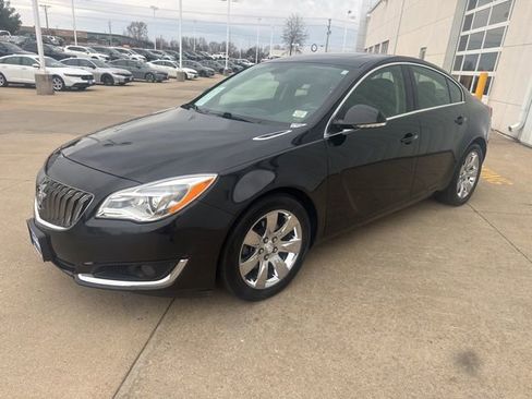 Used 2015 Buick Regal Premium w/ Experience Buick Package image 4