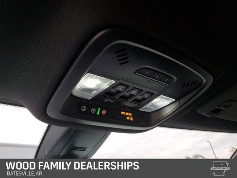 Certified 2023 Chevrolet Traverse Premier w/ Redline Edition image 20