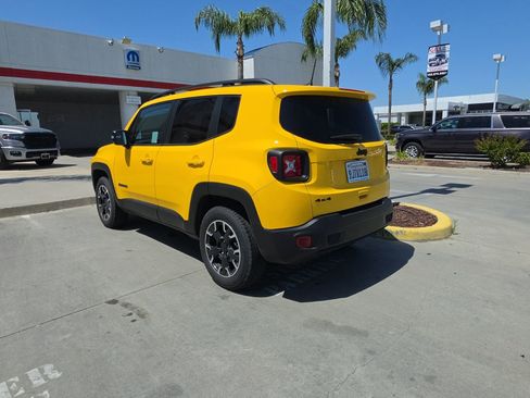Used 2023 Jeep Renegade Latitude image 4