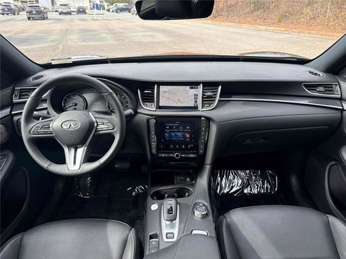 Used 2023 INFINITI QX50 Sport image 12