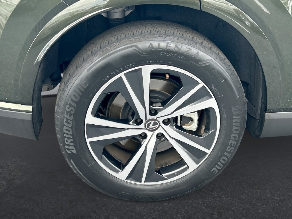 Used 2024 Lexus RX 350 Premium w/ Cold Area Package FWD image 17