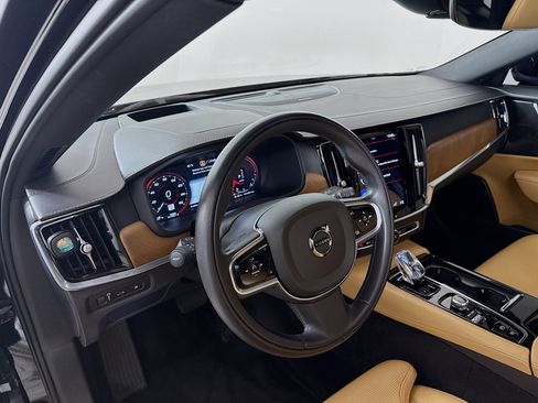 Used 2020 Volvo S90 T8 Inscription image 9