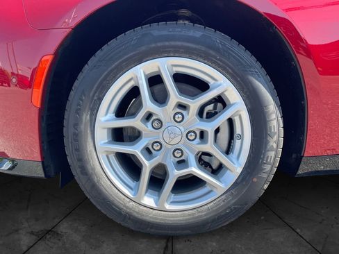New 2026 Dodge Charger R/T AWD/4WD image 14