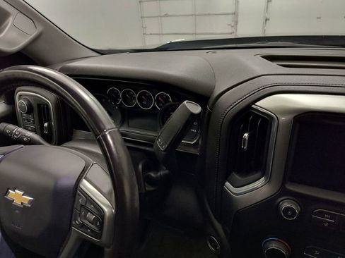 Used 2021 Chevrolet Silverado 1500 LT w/ Z71 Off-Road Package image 23