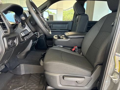 New 2026 RAM 2500 Tradesman AWD/4WD image 13
