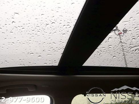 New 2026 Nissan Rogue Platinum image 30