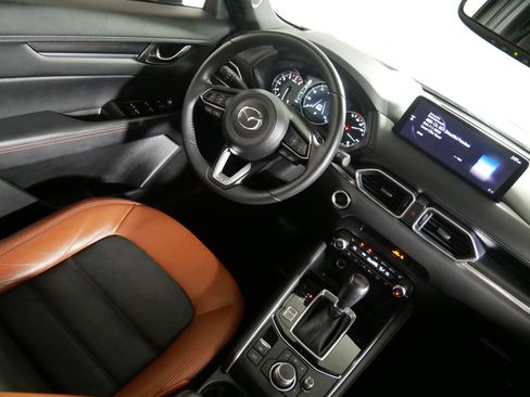 Used 2024 MAZDA CX-5 Carbon Edition AWD/4WD image 9