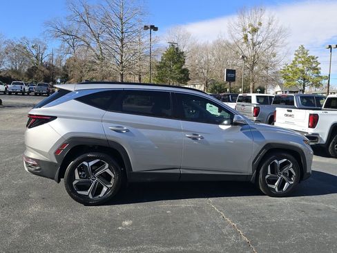 Used 2022 Hyundai Tucson Limited w/ Cargo Package image 2